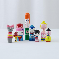 Thumbnail image for dolls – the small wooden kind