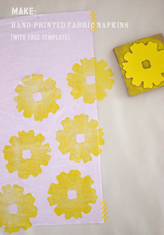 DIY hand printed napkins {with free stencil} | @smallforbig.com